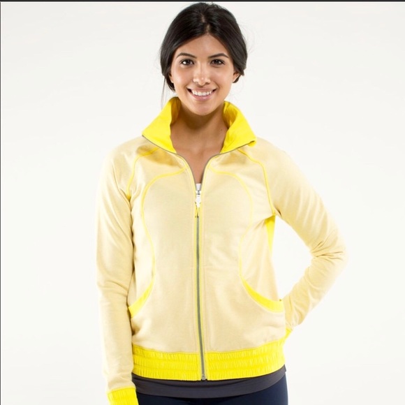 { Lululemon } : Blissed Out Jacket in “Sizzle” - Picture 1 of 8